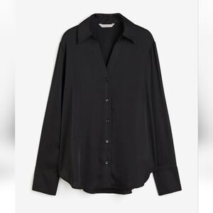 V-Neck Blouse H&M New With Tag Size Are Sold Out